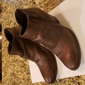 BareTraps Ankle Boots  Booties  Shoes Women's size 7M Brown Copper